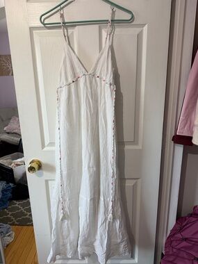 Zara White Maxi Dress with Pink Beaded Trimee